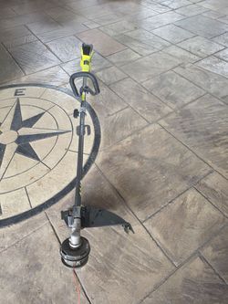 40V HP Brushless 16 in. Attachment Capable Cordless Battery Carbon Fiber Shaft String Trimmer (Tool Only) Used