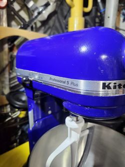 5 Quart  Kitchen Aid Cobalt Blue W/ 3 Attachments