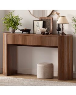 Fluted coffee tablet walnut color with 2 storage drawers