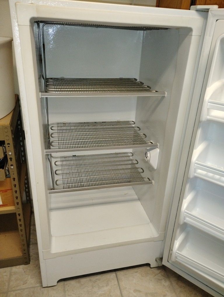 Upright Freezer 