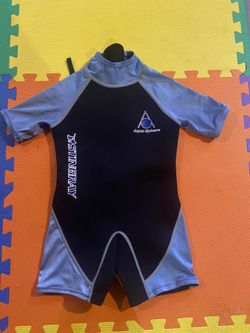 Stingray wet suit size M 6t