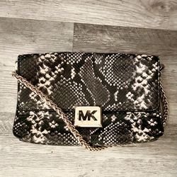 MICHAEL KORS SHOULDER BAG! 