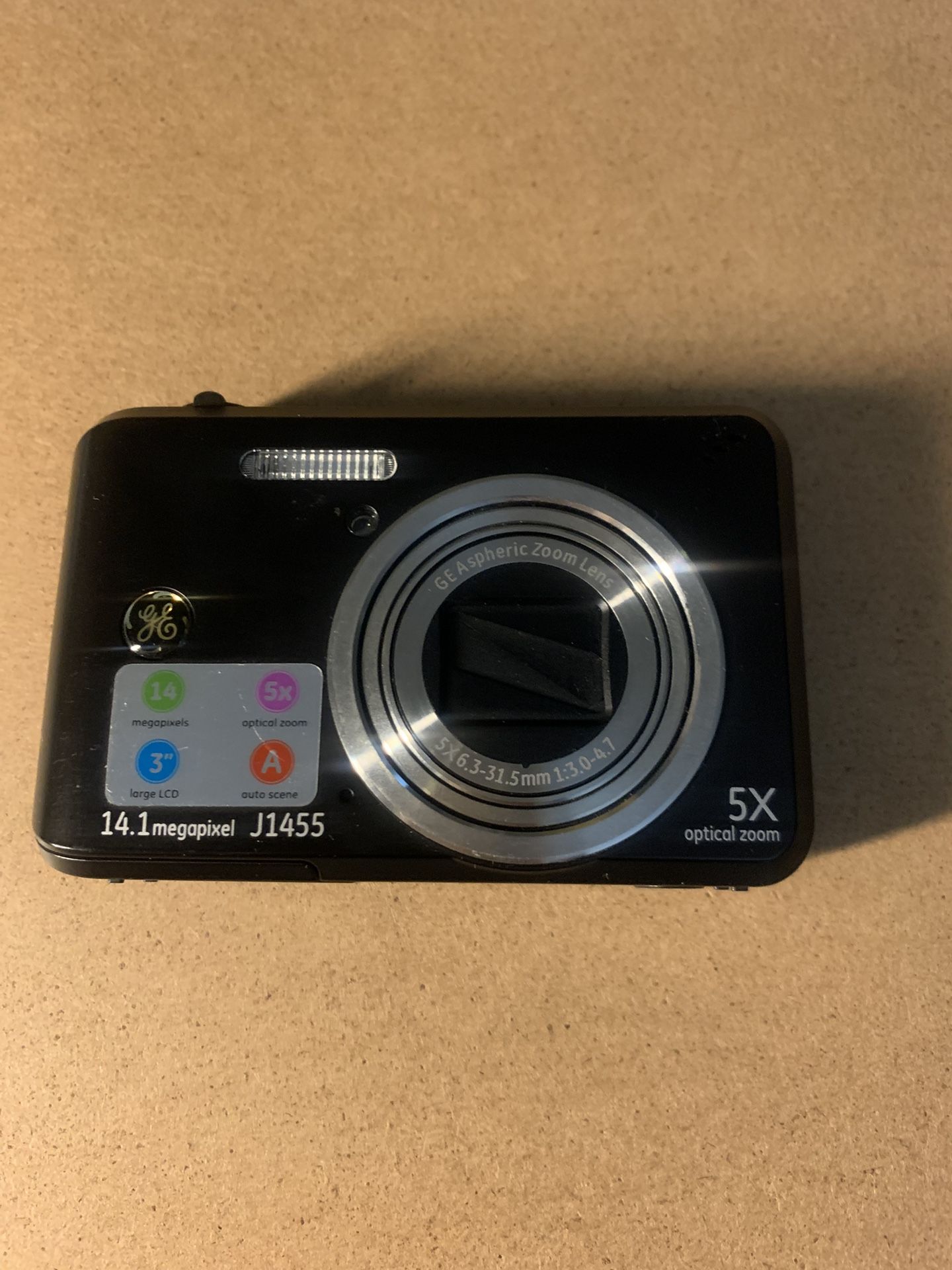 Digital camera