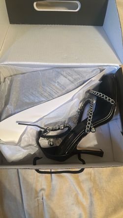 FN heels size 6.5