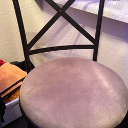 2 Stools