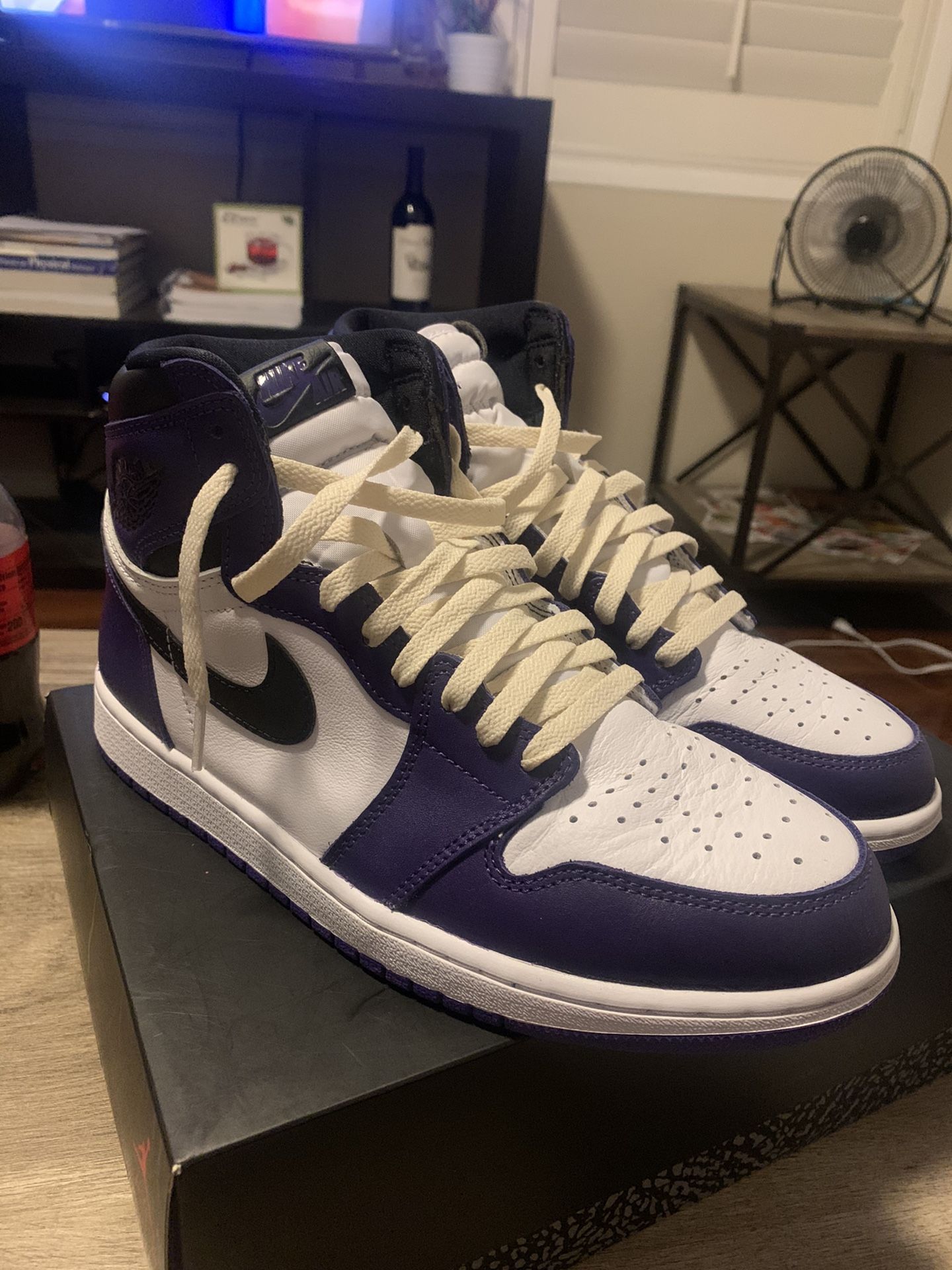 Jordan 1 court purple size 10.5