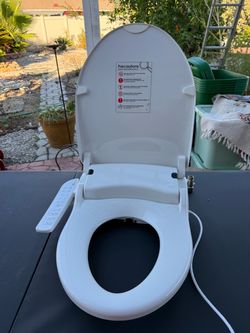 Electric Bidet Toilet Seat with Remote