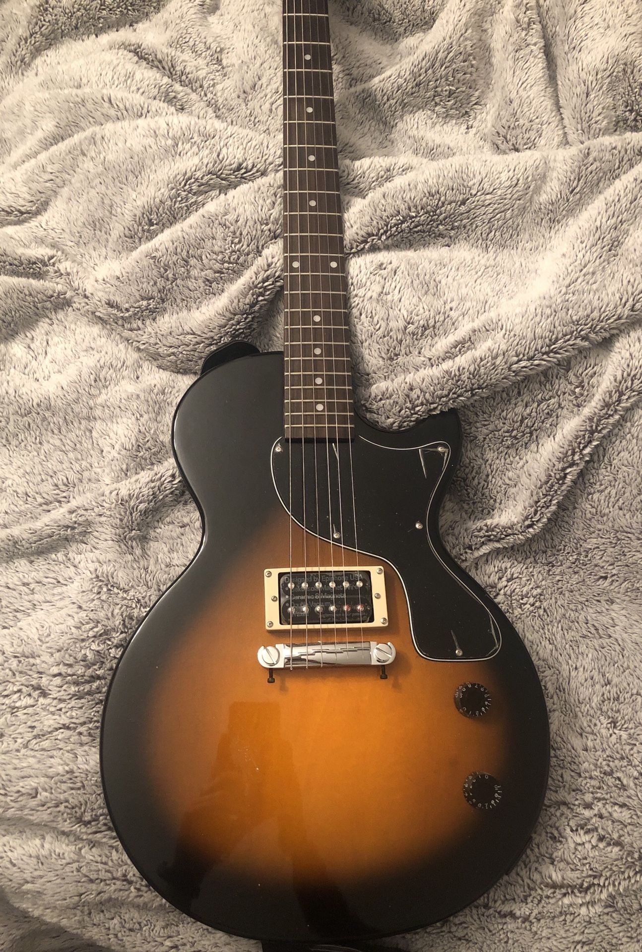 Epiphone Junior Model Guitar