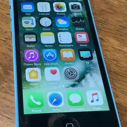Fully Unlocked iPhone 5 16gb (Light Blue) - Margate