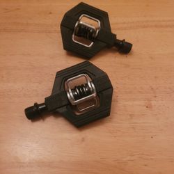 Crankbrothers Candy 2 Pedals In Very Good Condition 