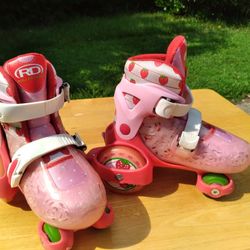 Girl's Roller Derby Skates