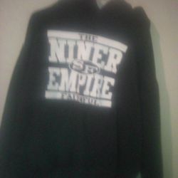 BEAUTIFUL 49 ER FOOTBALL HOODIE. XL
