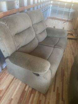2 Seat Recliner New Condition