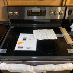GE Electric Range 