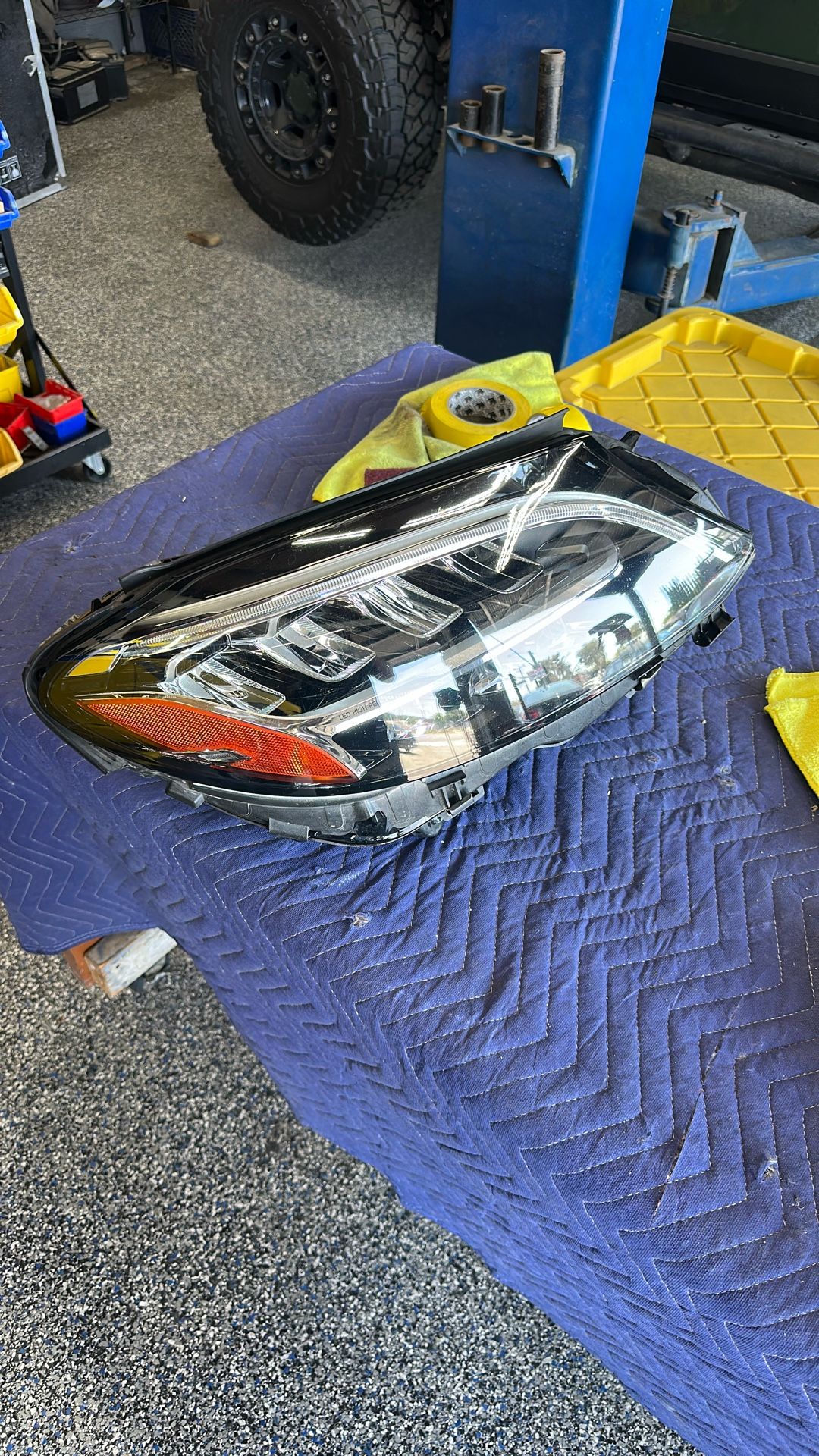 OEM Mercedes 19-2021 C-CLASS C300 C350 W205 Full LED Right Headlight