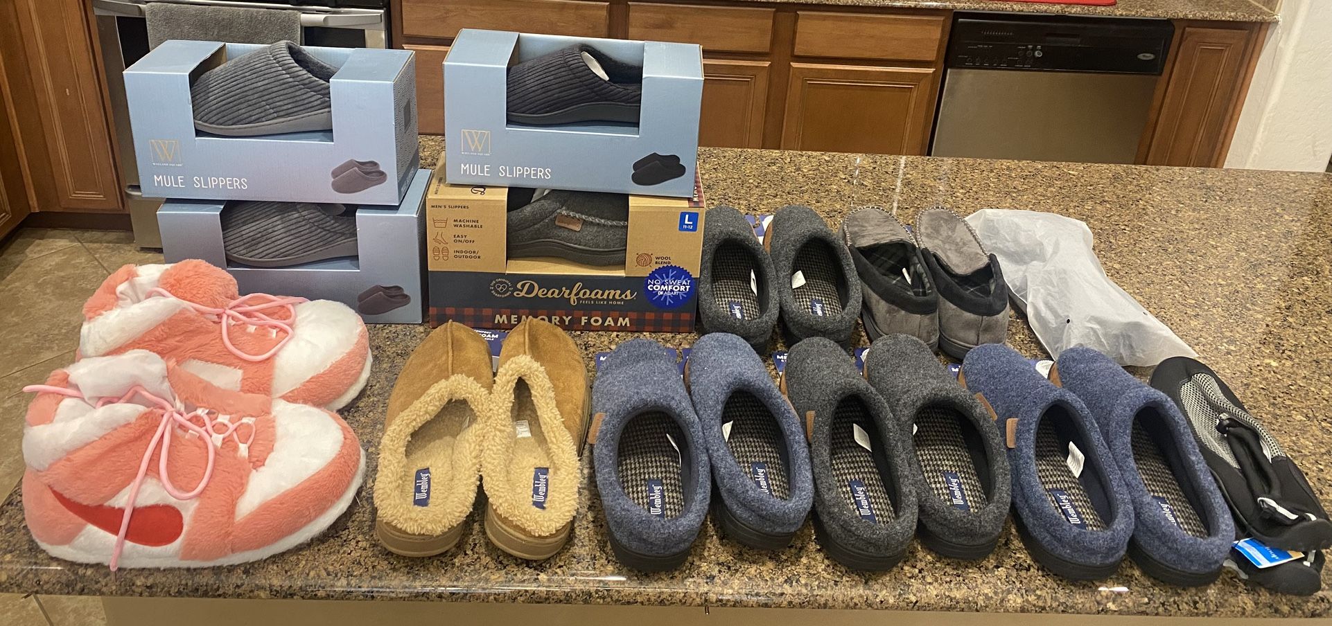Brand new slippers. $10 each, nike slippers $30, or all for $100. :) Higley and ray