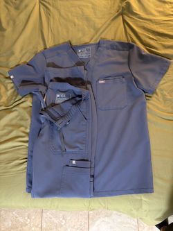 Figs scrubs Men’s Small Space Navy