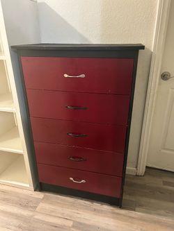 Dresser