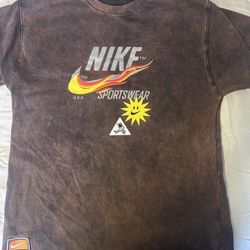 Nike graphic tee