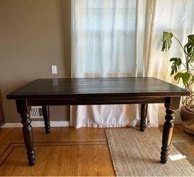 Solid Wood Farmhouse Dining Table – Distressed Rustic Dark Finish with Turned Legs