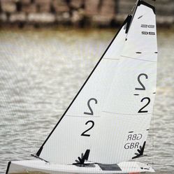 DF95 V2 RTR Radio Controlled Sailboat