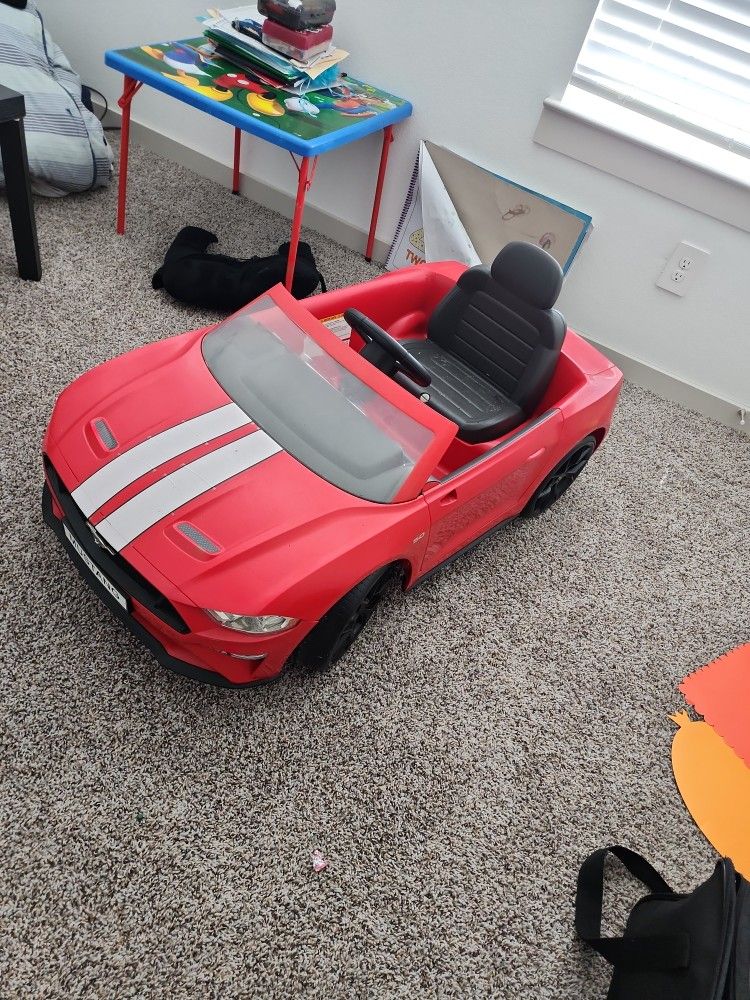 Rollplay Mustang V6 Toys