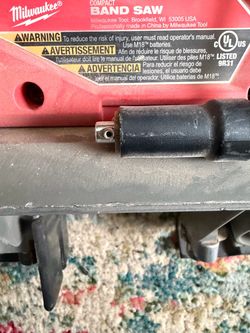 Milwaukee M18 Compact Band Saw