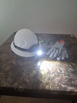 ​Premium Hard Hat Bundle - Zoom Light & Accessories Included