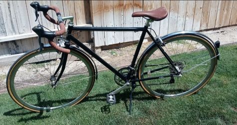 16 speed city/road bike