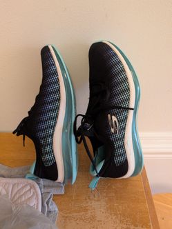 Ladies Skechers training stretch fit