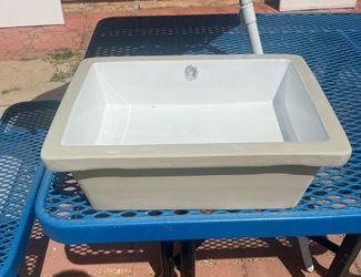 Rectangular Undermount Bathroom Sink