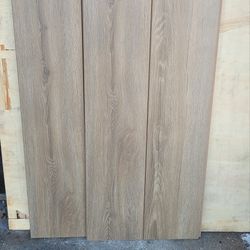 TRAFFICMASTER LAMINATE FLOORING 