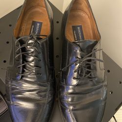 Vintage 1990s Men’s BOSTONIAN lace up dress shoes 90s black