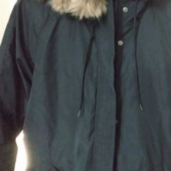 BRAND NEW - VERY NICE MEN'S BLACK WINTER COAT
