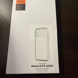 iPhone 17 Pro Spigen Ultra Hybrid Clear Case + Tocol 2 Pack Screen Protectors ( New ) 
