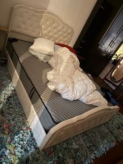Queen bed like new tufted upholstered cream off white drawers underneath