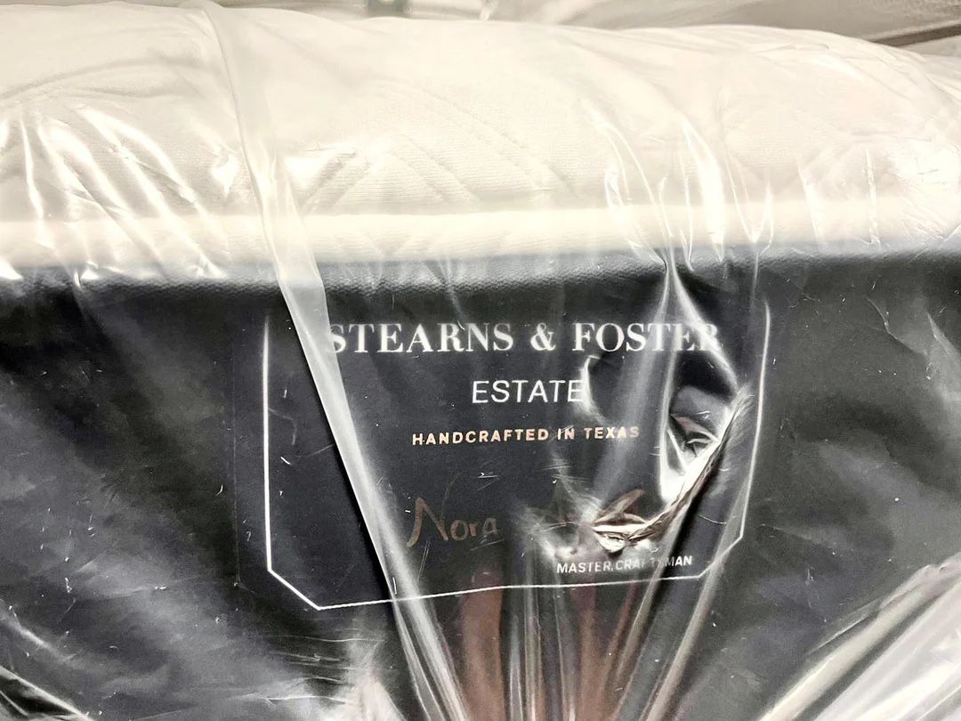 King Mattress Stearns & Foster Estate Blue