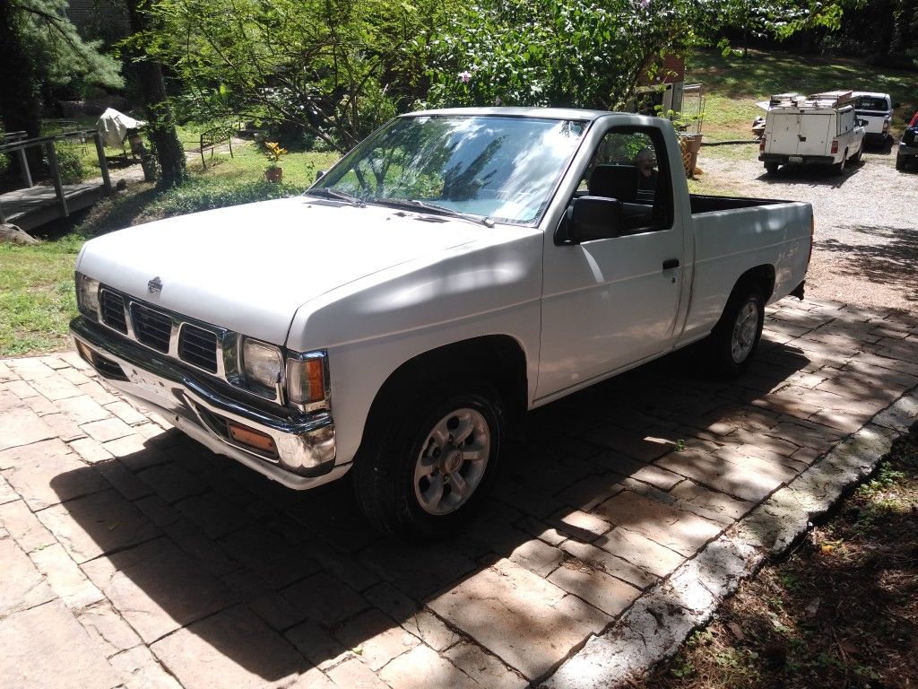 1995 Nissan Truck