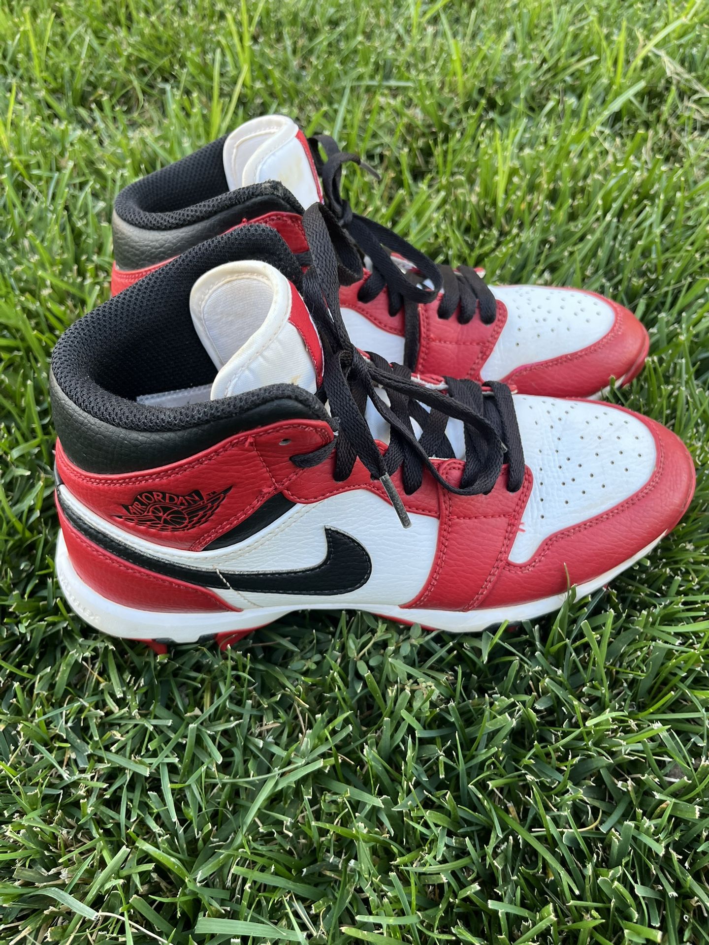 Jordan 1 Mid Baseball Cleats 