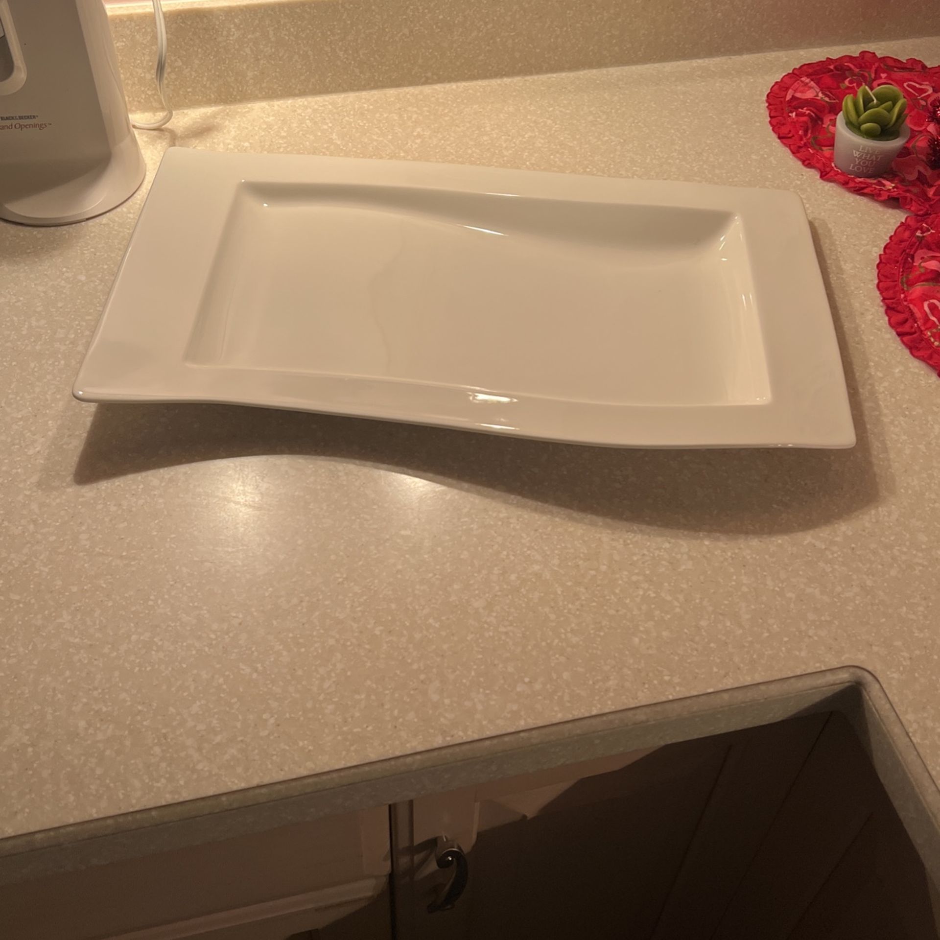 White Platter With Curves