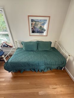 Trundle Bed