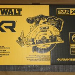 Dewalt XR 20 Volt Max 6 1/2 Inch Circular Saw 