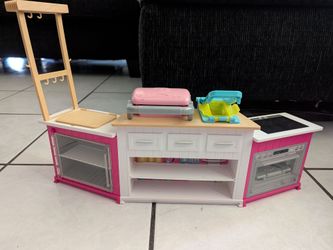 Barbie kitchen