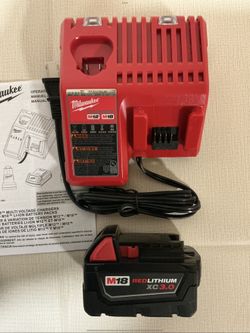 Milwaukee. M18 Lithium Ion XC 3.0Ah Starter Kit.