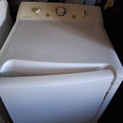 Frigidaire Energy Saving Heavy Duty Gas Dryer 