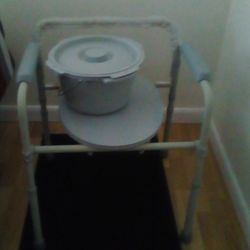 NEW- Drive Commode 