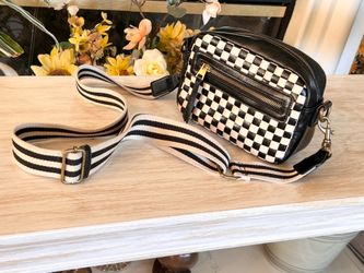 Universal Thread Checkered Camera Crossbody  Bag.