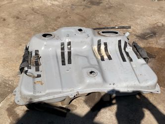 1(contact info removed) Toyota Rav4 fuel gas tank