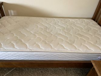 Twin Mattress For Sale (8 Inches Thick)