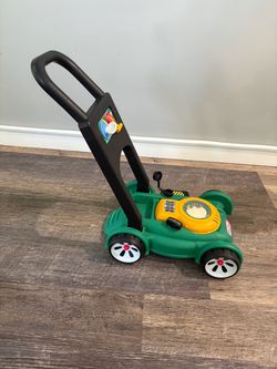 Little Tikes Lawn Mower for toddlers